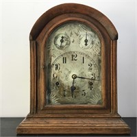 MANTLE CLOCK MAHOGANY CASE