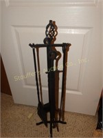 Fire place cast iron tools w/stand