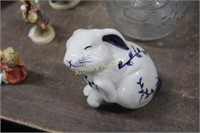 THE POTTING SHED DEDHAM POTTERY BUNNY