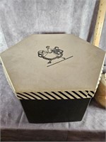 VINTAGE LADIES HATS WITH BOX