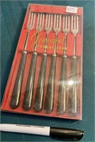 FONDUE FORKS SET