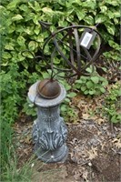 Metal Garden Sculpture & Concrete Stand