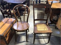 (2X) Vintage Chairs: Bentwood & Spindle Back with