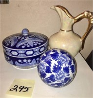 Ceramic Blue & White decor Lot