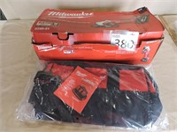 Milwaukee M28 Cordless 4-1/2" Cutoff Grinder