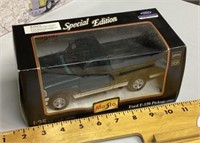 Maisto diecast Ford truck