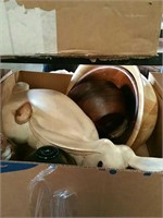 Box of wooden rabbit and bowls