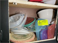 CONTENTS OF UPPER CABINET, BOWLS AND MISC TUPPERWA