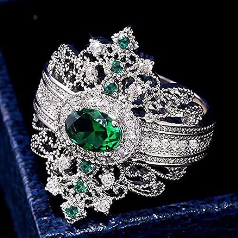 18K White Gold PLATED Royal Noble Emerald Ring Cub