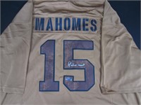 PATRICK MAHOMES SIGNED JERSEY WITH COA