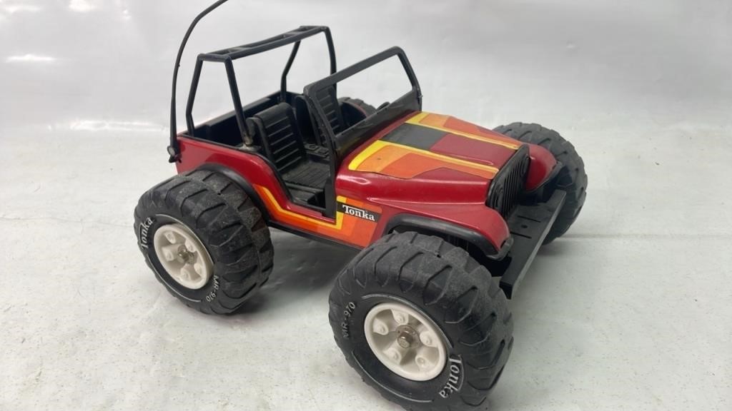 Vintage Tonka Jeep Dune Buggy Pressed Steel Toy