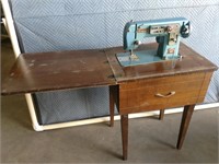 Vintage Stradivaro Super De Luxe Sewing Machine