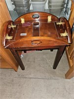 Unique Small, Short  Side Table (connex 1)