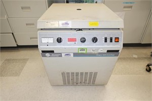 Beckman-Coulter Centrifuge With Rotor