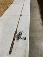 Daiwa Spinning Reel 1300C & Eagle Claw Rod