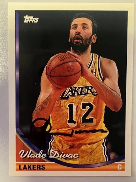 Lakers Vlade Divac Signed Card with COA