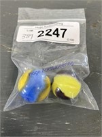 BAG OF 2 LARGER MARBLES--YELLOW/ BLUE, YELLOW/ BLK