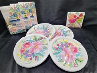 9 Inch Plates & Napkins