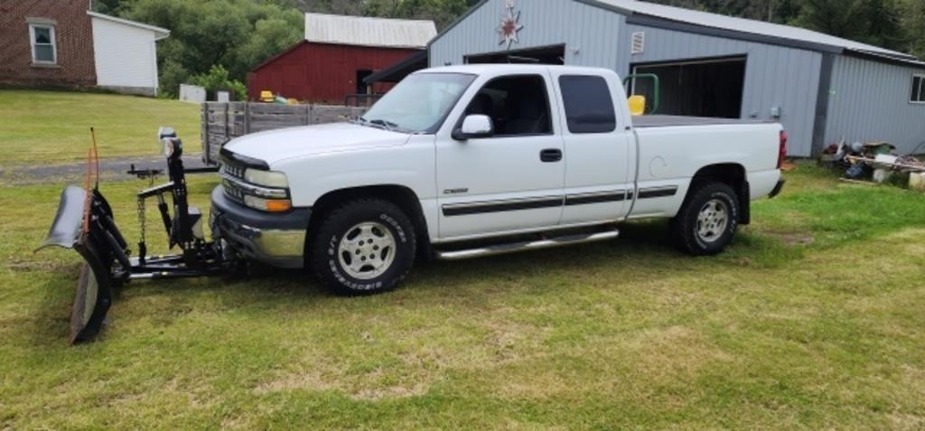 2002 Chevy 1500 Silverado 4 WD, 144459 miles