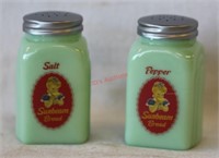 Vintage-style Sunbeam Jadeite S&P Shakers