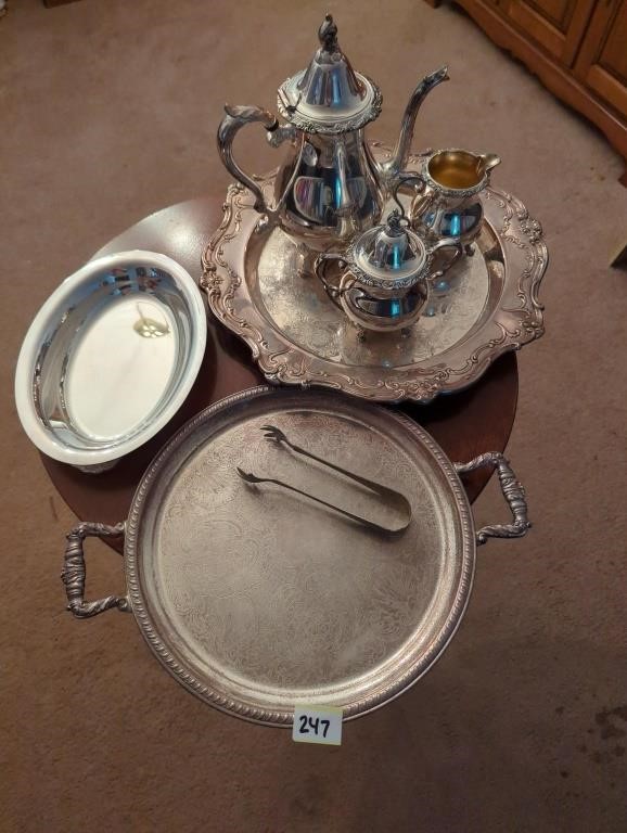 Wallace silver plate tea pot and sugar and