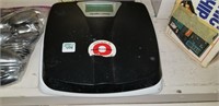 2 bathroom scales