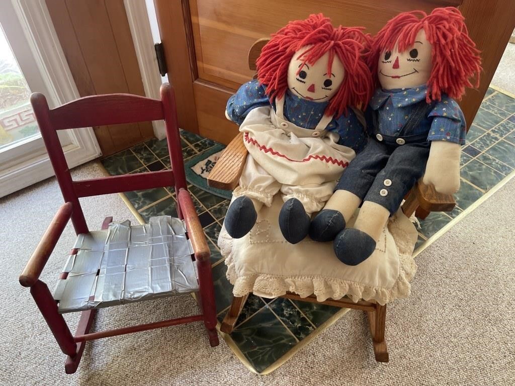 Raggedy  Ann and And Dolls with  Rocking Chair