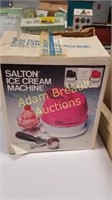 SALTON ICE CREAM MACHINE