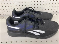 Reebok size 9 1/2 mens runners