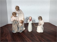 3 Willow Tree figurines