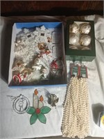Angel/Assorted Ornaments and Decor