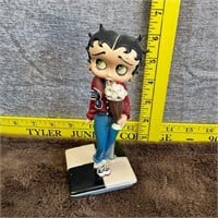 Betty Boop "Campus Cutie" Collector Figurine