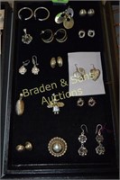 GROUP OF 30 STERLING SILVER EARRINGS AND PENDANTS