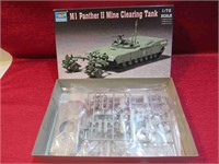 Mi Panther II Mine Clearing Tank 1:72 Model Kit