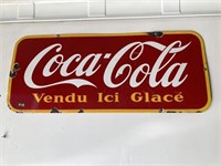 Porcelain Coca-Cola Vendu Ici Glace Sign