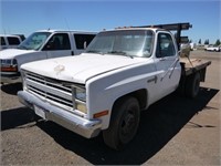 1987 Chevrolet R30 Flatbed Truck