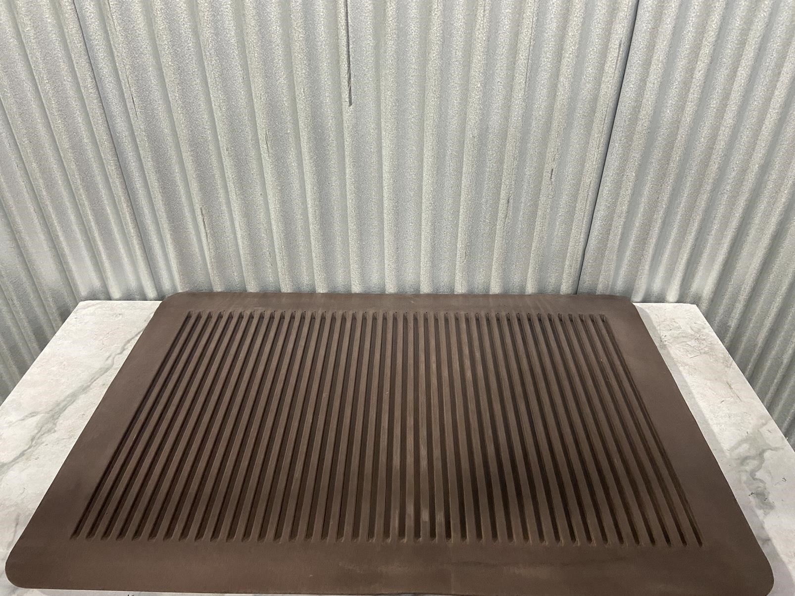 Thick Foam Mat 3’x5’ Brown With Ridges