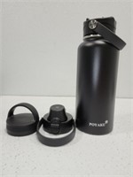 Poyaku water bottle with changeable lids