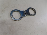 Handcuffs w/ Key S&M or Law