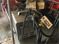 BATTERY CHARGER FOR GOLF CARTS