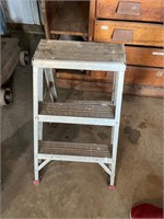 Aluminum Stepladder