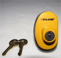 Club gun lock with keys