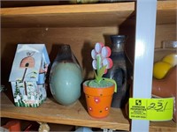 MISC GROUP OF DECORATIVE ITEMS INCLUDING DOG AND B