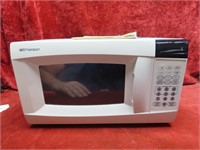 Emerson microwave. Works.