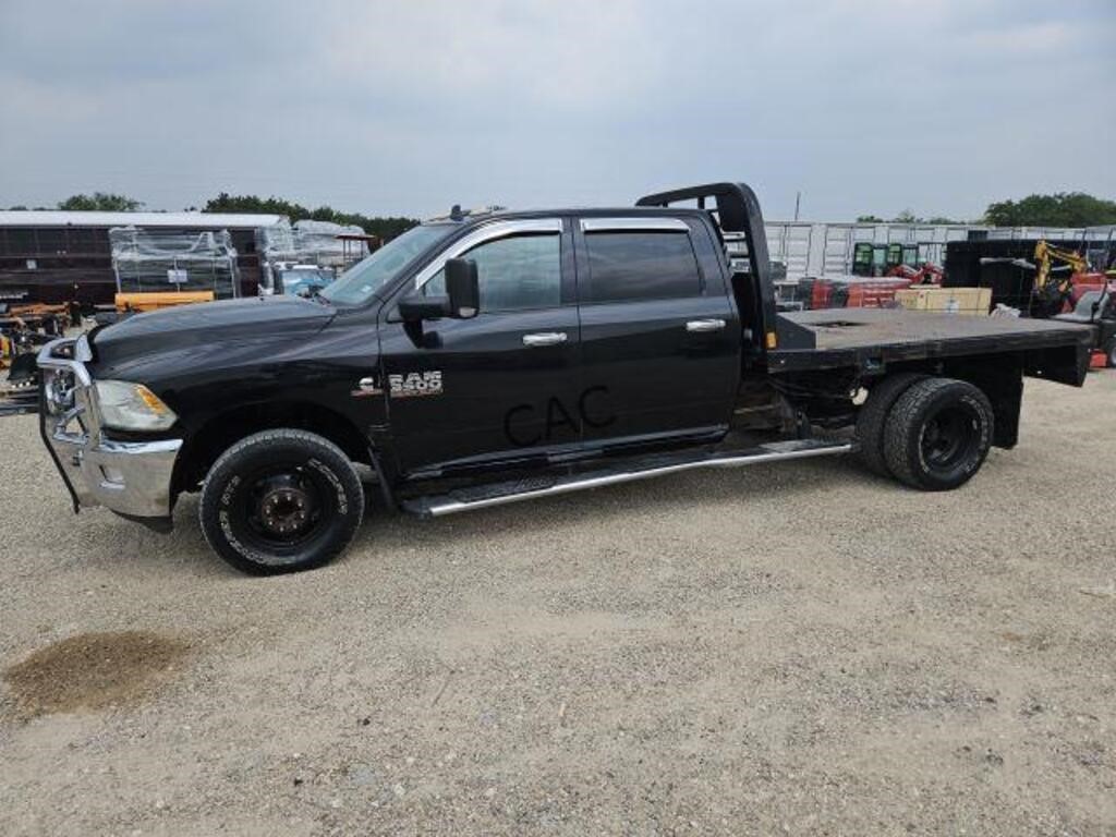 *2015 Ram 3500 SLT Crew Cab Flatbed Diesel