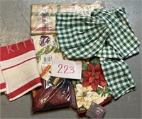 Kitchen lot; hand towels and more