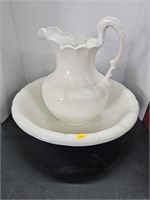Vintage washbowl and pitcher