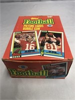 1990 TOPPS FOOTBALL WAX PACKS BOX.  36 WAX PACKS