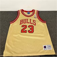 JORDON Bulls Champion L (14-16) Gold Jersey