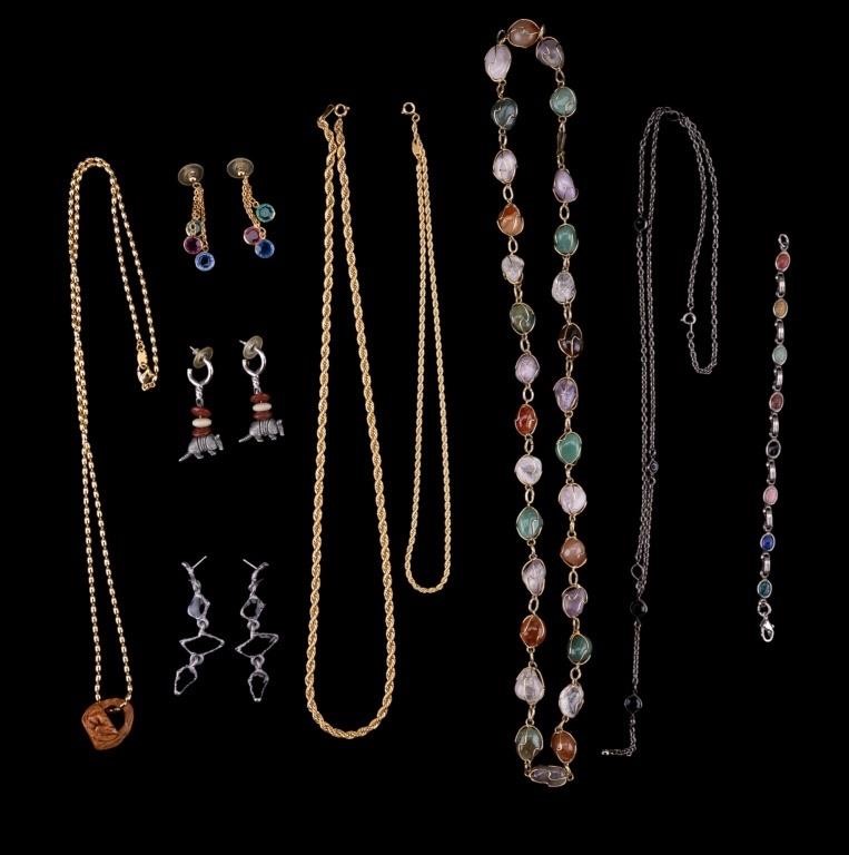 Semi-Precious Stones & Jewelry Assortment (8 pcs)